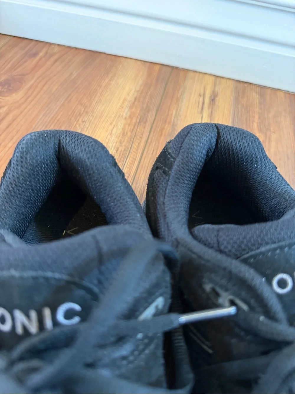 Vionic Walker Shoes - Women's, Black Suede 8.5 M